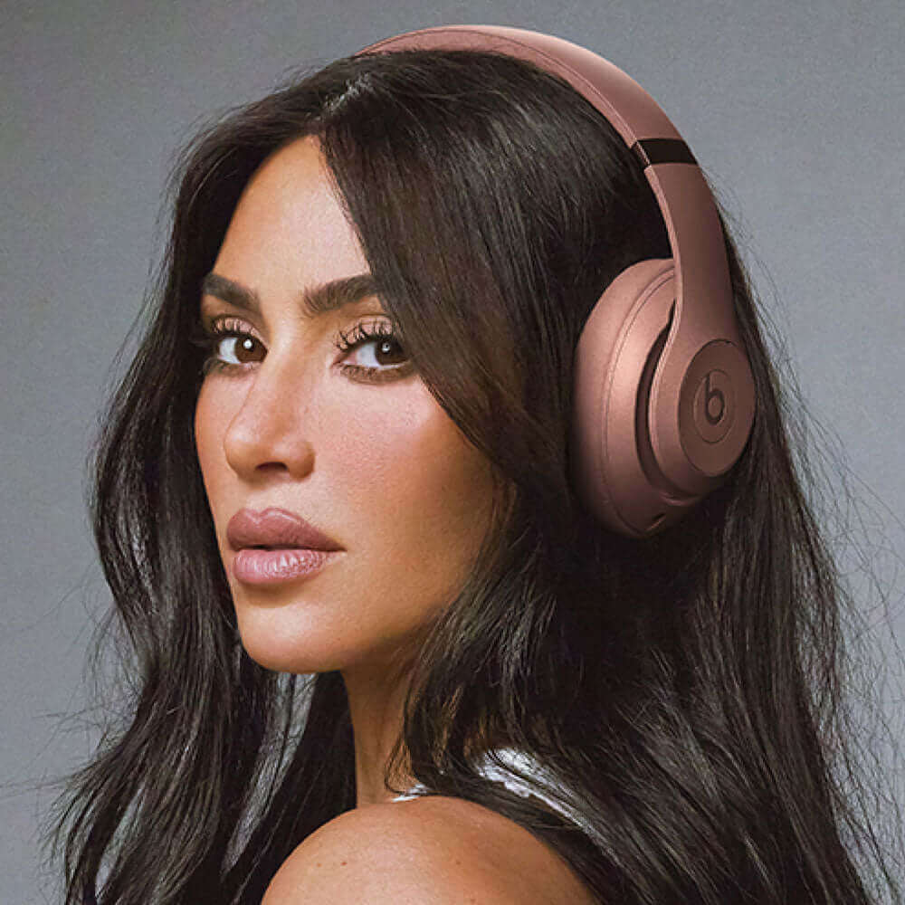  Beats Studio Pro Kim Edition