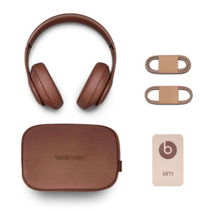  Beats Studio Pro Kim Edition