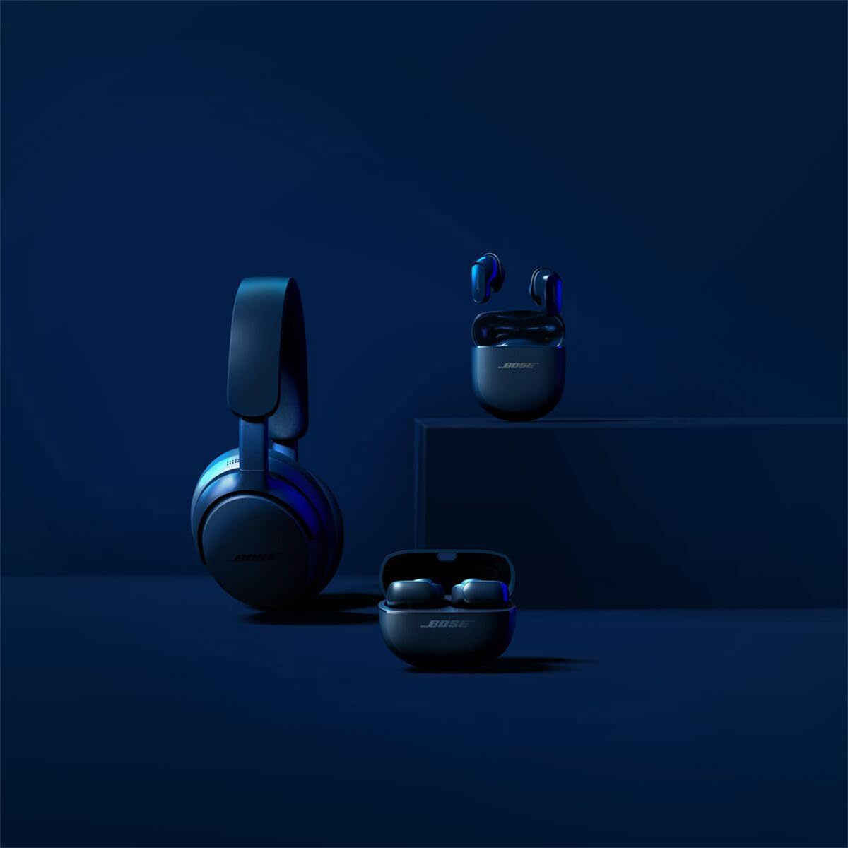  Bose QuietComfort Headphones Blue