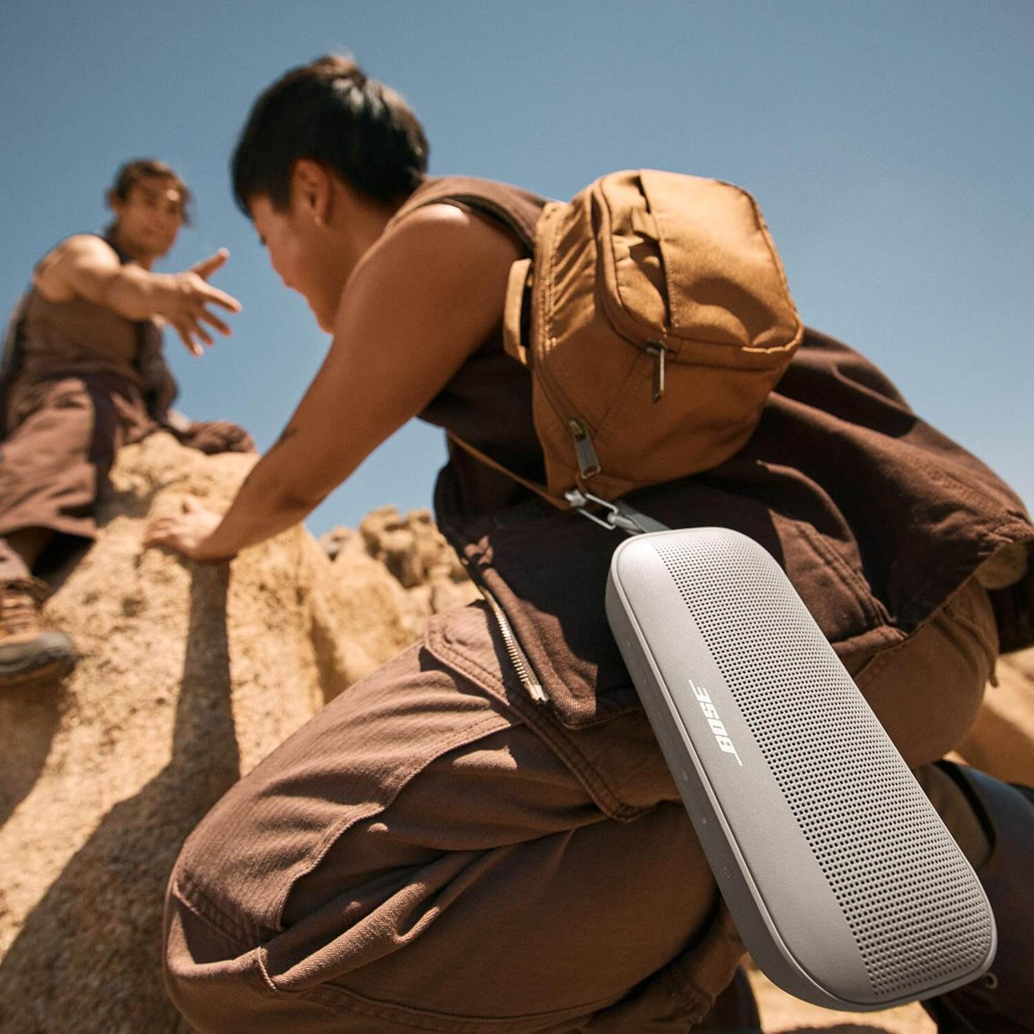  Bose SoundLink Flex Portable Brown