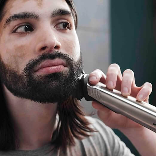  Philips Multigroom Series 7000